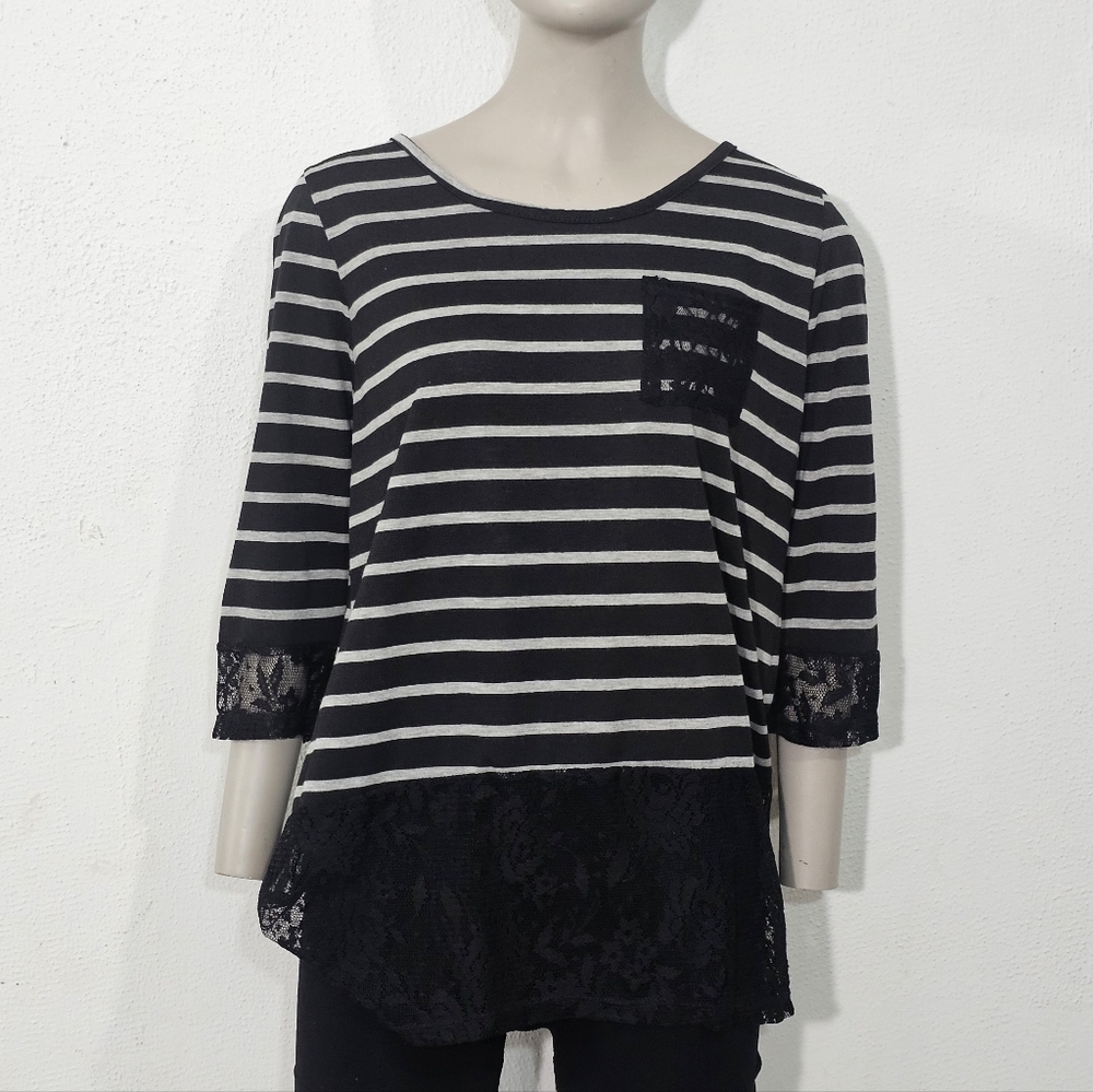SELFEE brand black and white striped t-shirt, characterized by its lace details